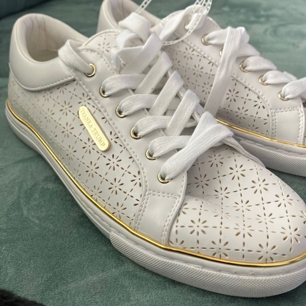 Ivanka Trump White Tennis Shoes New ITGEEYA 10 M